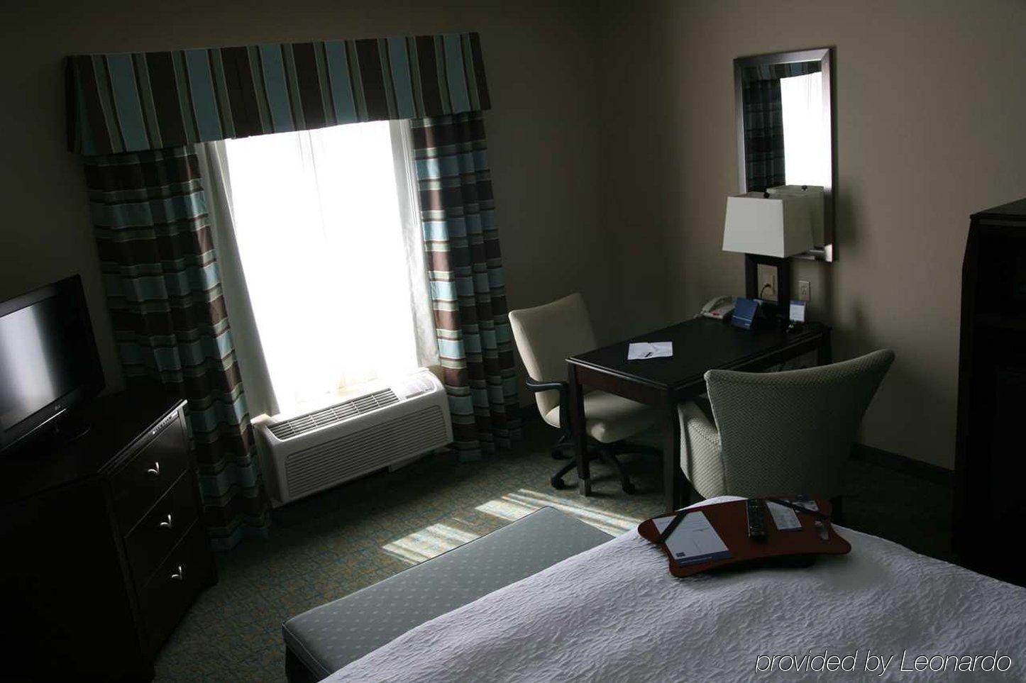 Hampton Inn & Suites Crawfordsville Habitación foto