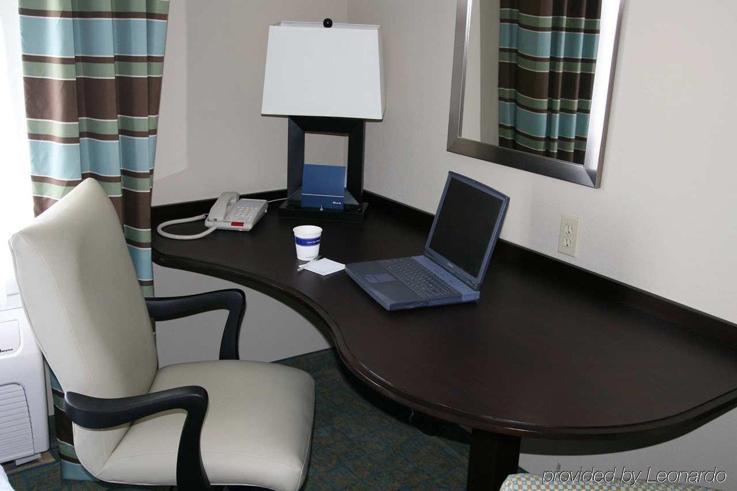 Hampton Inn & Suites Crawfordsville Habitación foto